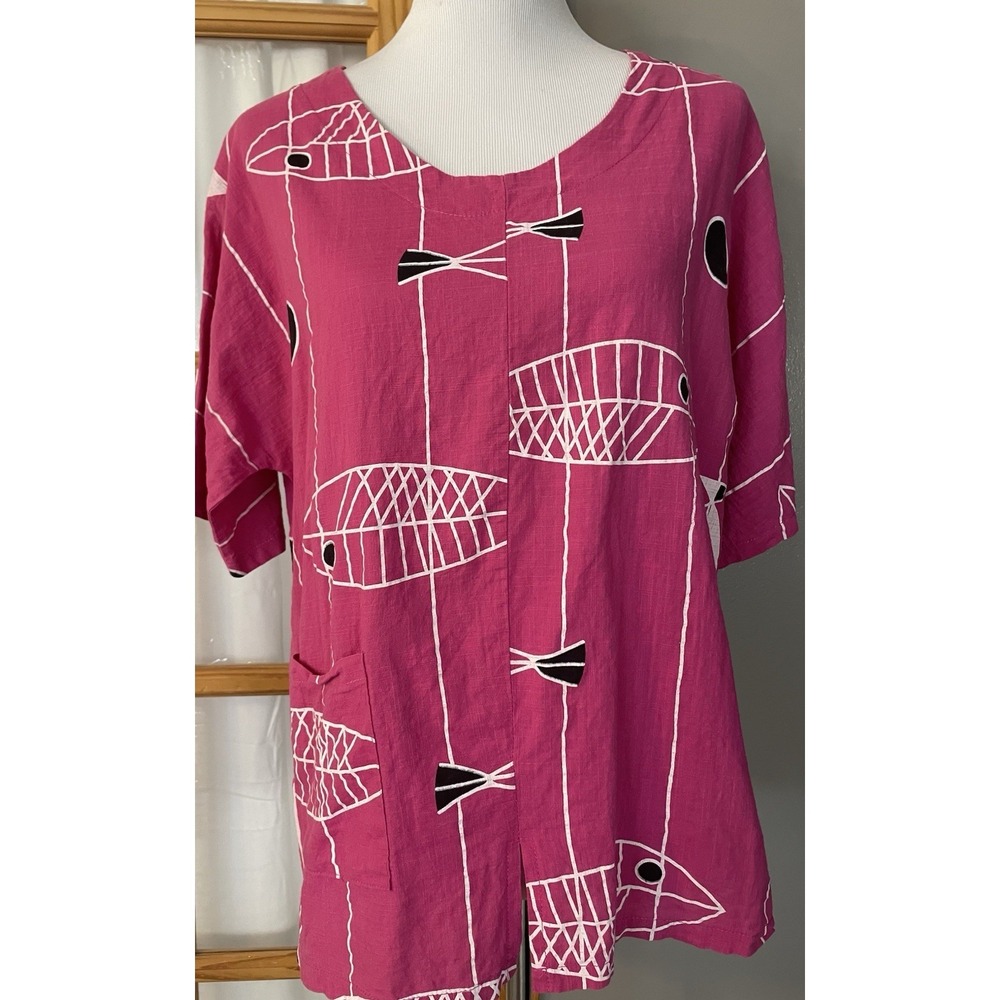 Misslook Pink Pullover Top Sz L Pink Fish Black White Trim Casual Comfort Boho